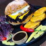 کافه رستوران عجمان