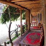 اقامتگاه بومگردی و رستوران ماهی بازان