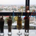 کافی شاپ پاییز