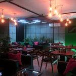 کافه رستوران ماینس وان