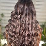 خدمات رنگ و مش و کراتین ماریا