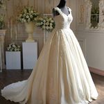 مزون لباس عروس بابازاده