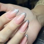 مرکز تخصصی کاشت ناخن مهدیه طاهری