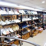 فروشگاه پوشاک لباسان