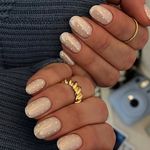 سالن تخصصی کاشت ناخن و مژه ثمینه حجازیان