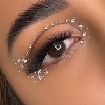 مژه کار.لیفت و لمینیت ابرو ومژه
