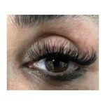 کاشت و اکستنشن مژه لونا(15درصدتخفیف)