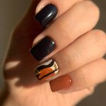 سالن زیبایی و مرکز تخصصی ناخن شیوا قاصدی