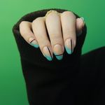 مرکز تخصصی زیبایی مداد رنگی