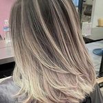 مرکز تخصصی میکاپ،کراتین،اپیلاسیون منیریه