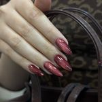 خدمات تخصصی کاشت ناخن حنا