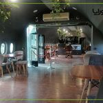 کافه کتاب پرواز