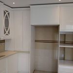 کابينت شرق چوب