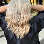 خدمات کراتینه مو و رنگ و لایت مریم داوری