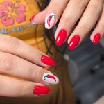 سالن زیبایی و کاشت ناخن آرلا