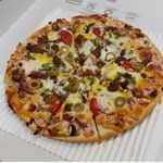 پیتزا نازنین