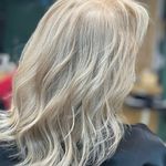 سالن زیبایی لئو متخصص لایت بدون دکلره