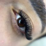 خدمات تخصصی اکستنشن مژه و لیفت لمینت