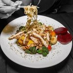 رستوران بین‌المللی کاکایی لند