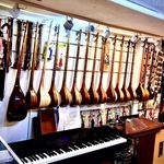 گالري موسيقي سازينه شرق