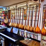 گالري موسيقي سازينه شرق