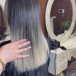 آرایشگاه زنانه لى لى رز