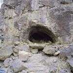 غار شغال دره