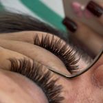 آکادمی تخصصی و خدمات مژه هیوا زارع پور