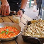 کافه رستوران مقصود بیک