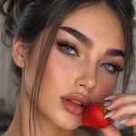 مرکز تخصصی مژه ورنگ ولایت نگین رحیمی