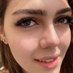 مرکز تخصصی مژه و ناخن فانلی