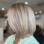 خدمات تخصصی رنگ و لایت و کوتاهی مو هستی