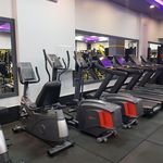 باشگاه ورزشی بانوان پراتیک