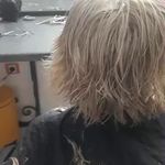 آموزشگاه و سالن زیبایی سیب سبز