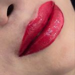 سالن آرایش و زیبایی رویا