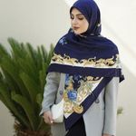 گالری شال و روسری عطرا