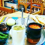 کافه موزه و رستوران آمیرزا