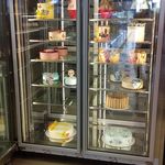 شیرینی و خشکبار نیما