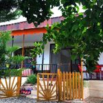 اقامتگاه باغ گلها