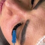 خدمات تخصصیِ اکستنشن مژه،کاشت،لیفت نگار