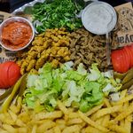 فست فود لبنانی شاورما اشرف البلاد