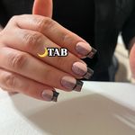 کاشت ناخن مهتاب هزاروسی