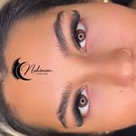 خدمات مژه ماهی مون
