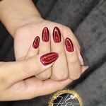 خدمات کاشت و ترمیم ناخن هدیه