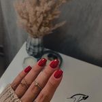 خدمات کاشت و ترمیم ناخن هدیه