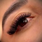 خدمات تخصصی مژه کیمیا الماسی