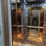 نصب و تعمیر حرفه ای انواع آسانسور