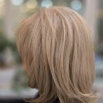 سالن آرایش و زیبایی رویا