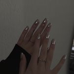 خدمات تخصصی ناخن آوا (تخفیف ویژه)