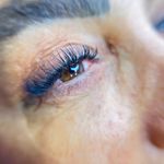 سالن زیبایی تخصصی ناخن و مژه مِمُل
